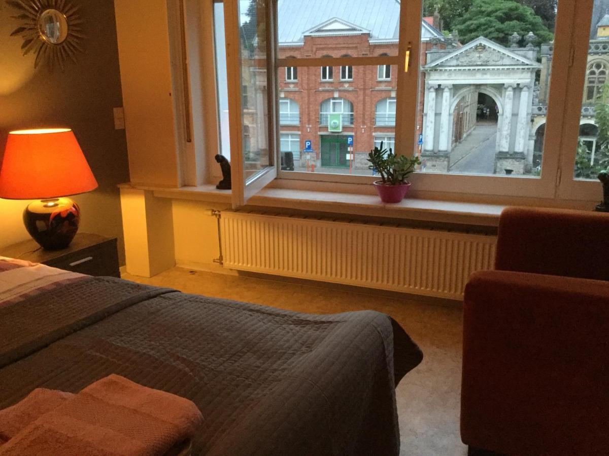 B&B East&West Ieper Bagian luar foto